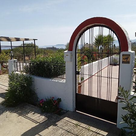 Villa Ampelia Сития Екстериор снимка