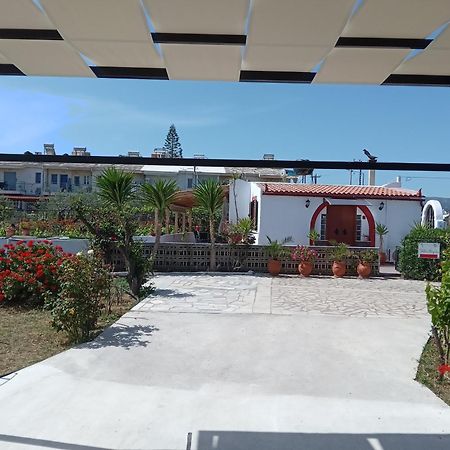 Villa Ampelia Сития Екстериор снимка
