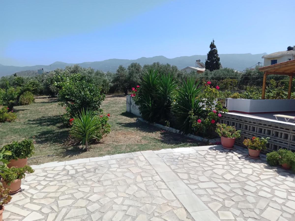 Villa Ampelia Сития Екстериор снимка